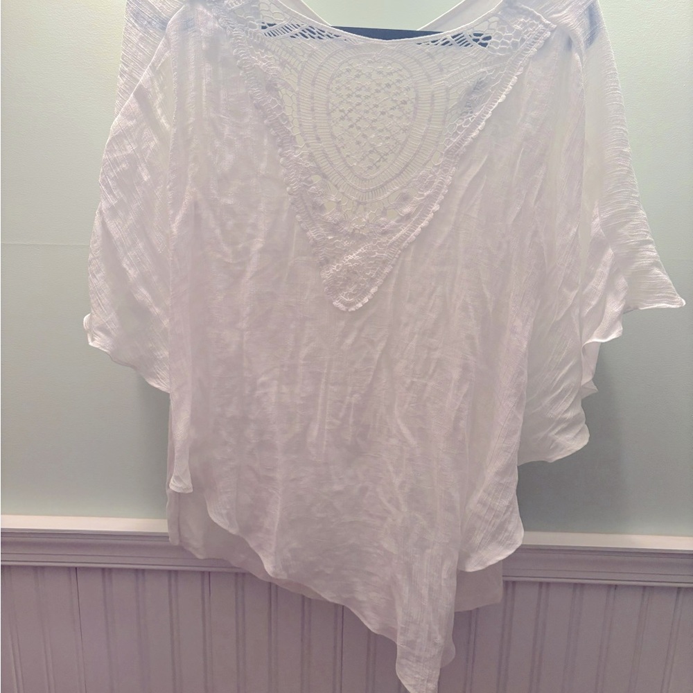 White Flowy Tee - Picture 3 of 5